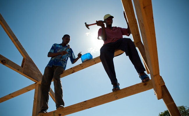 Tearfund project helping the building of a new school in Haiti